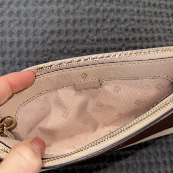 Kate spade crossbody clutch - Picture 10 of 12